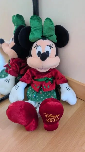 Peluche Minnie millésime 2019 disney