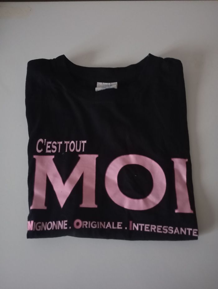 Tee-shirt manches courtes.7/8 ans .Cotin noir . Écriture rose . Parfait état. - photo numéro 4