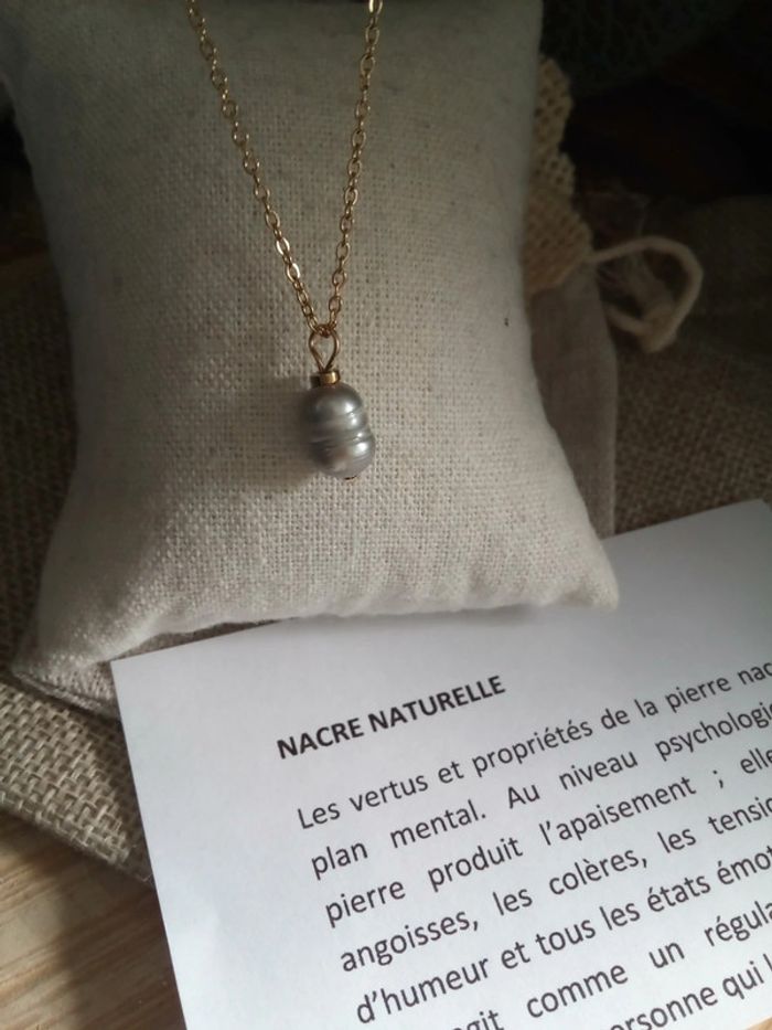 Collier perle d'eau douce naturelle grise irisée