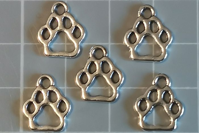 5 x pendentifs "empreinte de patte" en métal argenté - photo numéro 2