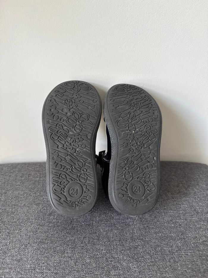 🥿Jolie chaussures à scratch tous les jours ou cérémonie fille en cuir - taille 24 - FPC- bon état - photo numéro 3