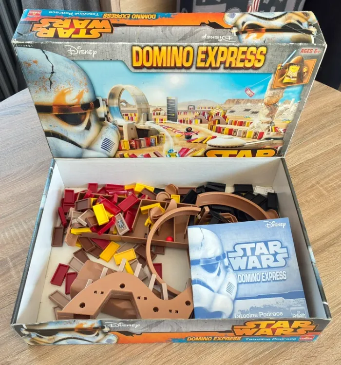 Boîte de dominos express Star Wars - photo numéro 3