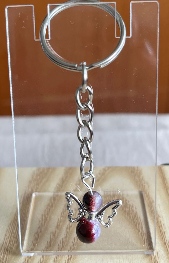 Porte clé ange violine