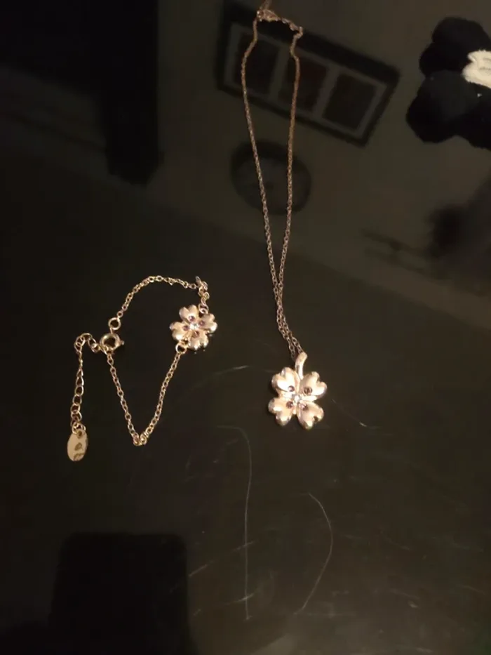 Parure collier bracelet trèfle 4 feuilles fantaisie