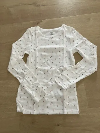 TEE shirt maillot de corps 8 ans  kiabi neuf