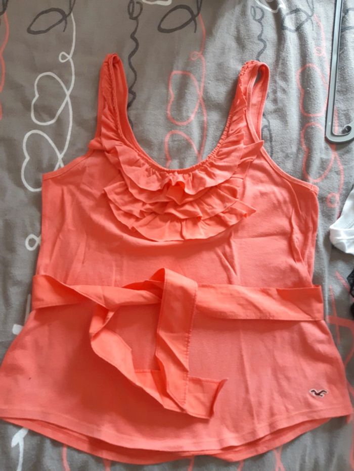 3 débardeurs hollister - photo numéro 2