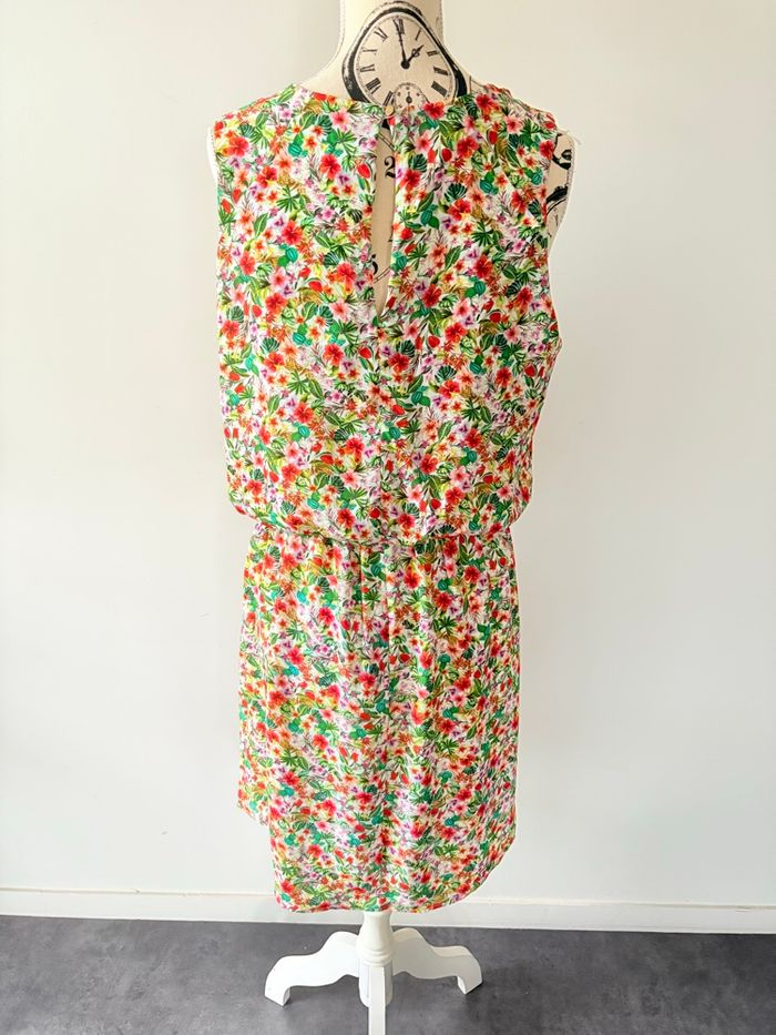 Robe fleurie - photo numéro 4