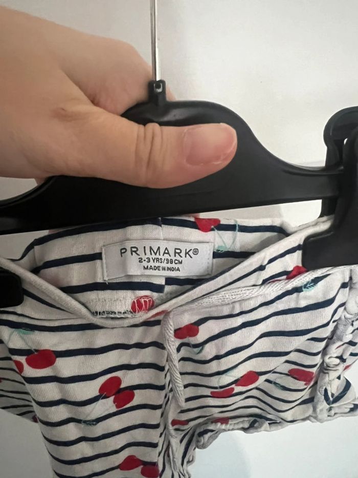 Short 3 ans - photo numéro 2