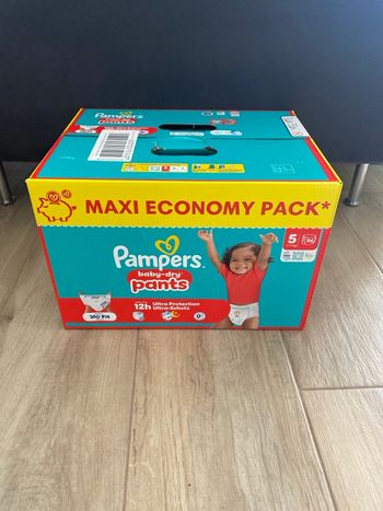 86 couches Pampers baby dry pants taille 5