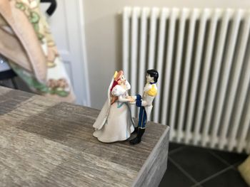 Figurine mini ariel et prince Éric la petite sirène