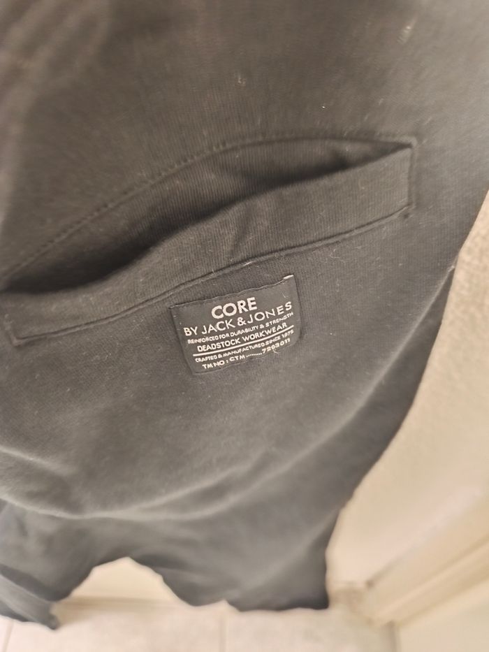 Vêtements homme - photo numéro 4