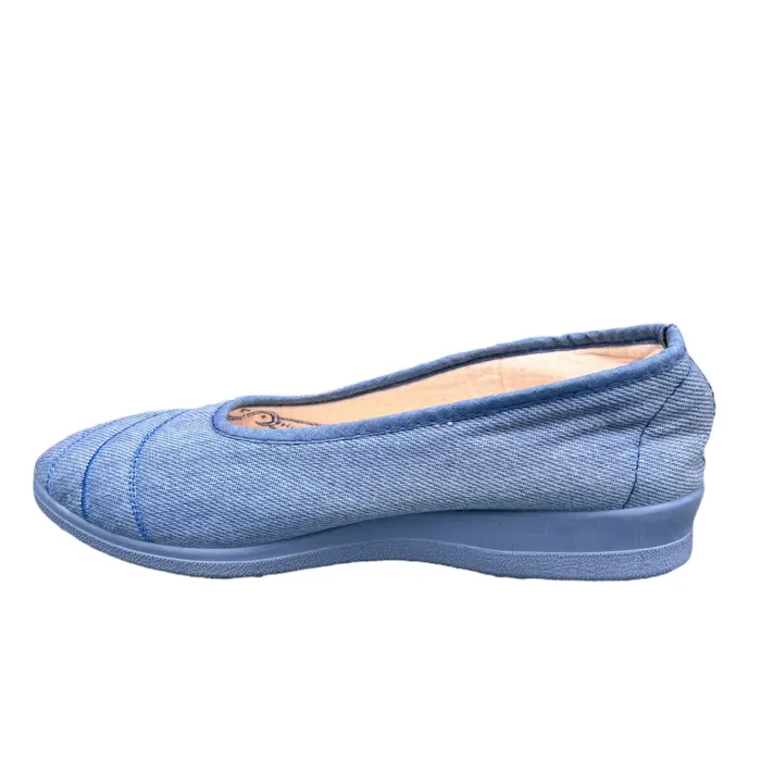 Chausson pantoufle brodé bleu femme Taille 37 Neuf - photo numéro 3