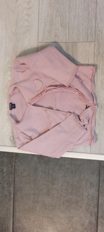 Gilet rose clir Kiabi, taille 2 ans
