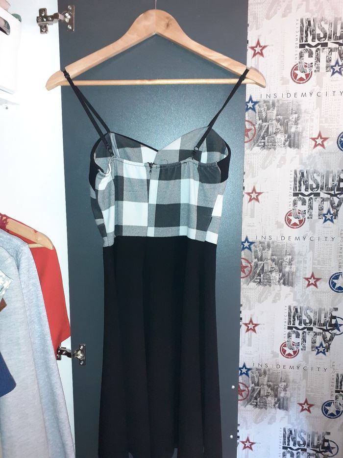 Robe Jade & me taille S - photo numéro 2