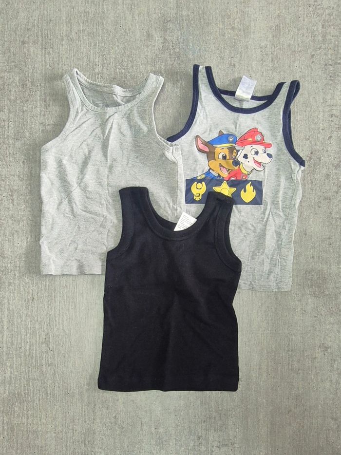Lots t-shirt sans manche garçon 3 ans