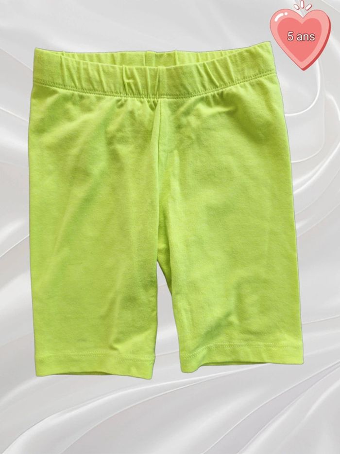 Short vert pomme fille 5 ans