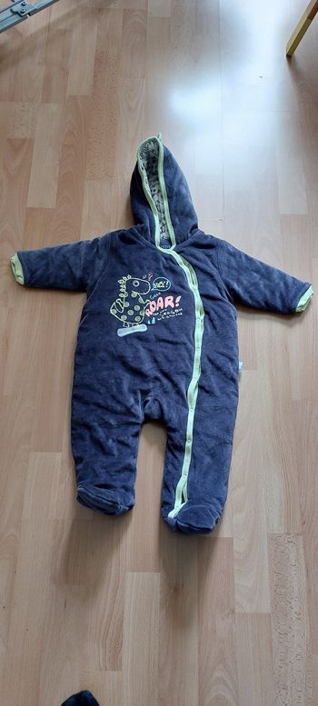 Combipilote pour bébé en très bon état