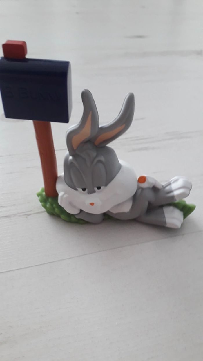 Figurine Bugs Bunny - photo numéro 2