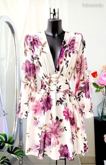 Robe fleurs mauves