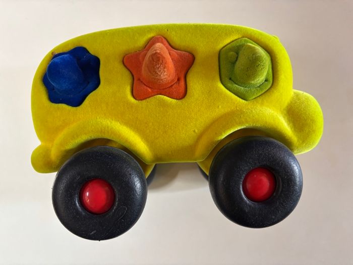 Voiture camion bus en mousse - photo numéro 2