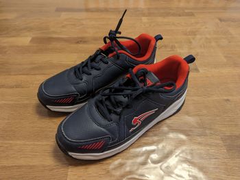 Chaussures garçon pointure 39 Airness très bon état