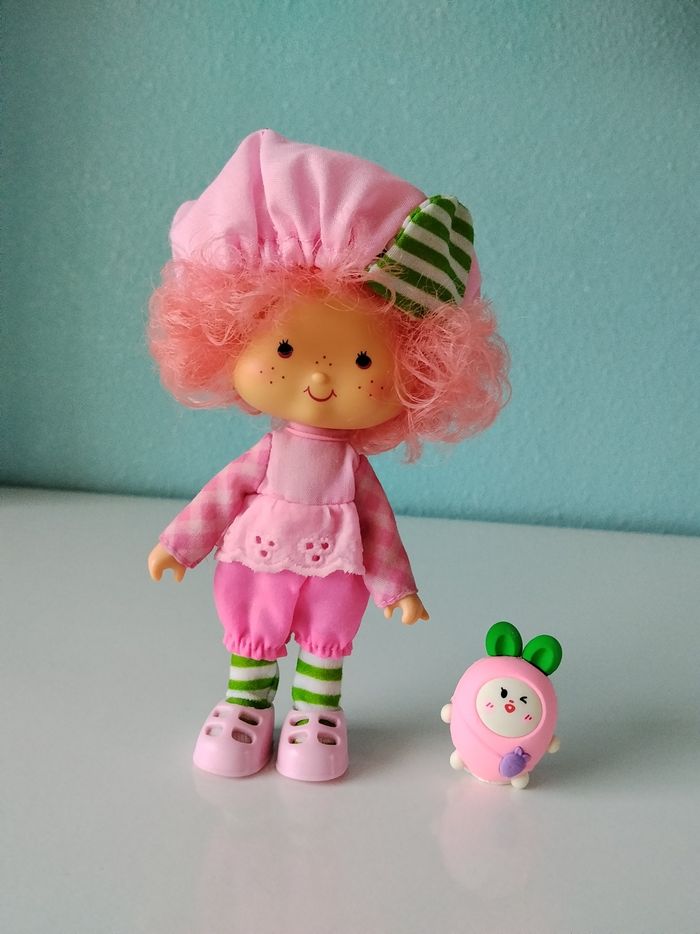 Poupée charlotte aux fraises - photo numéro 2