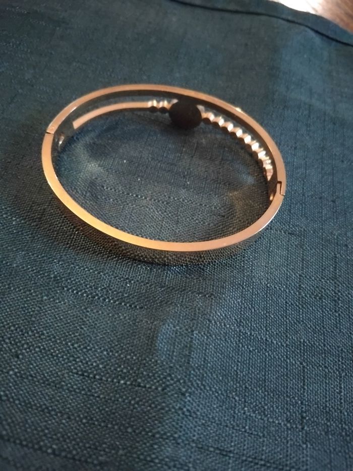 Bracelet neuf - photo numéro 2