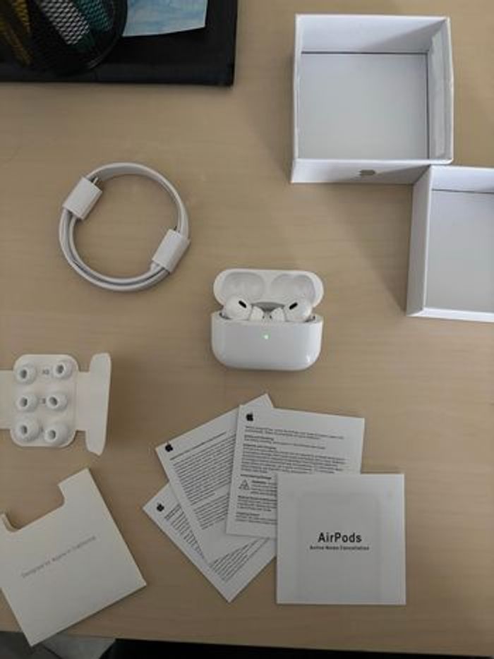 Air pod pro 2 - photo numéro 2