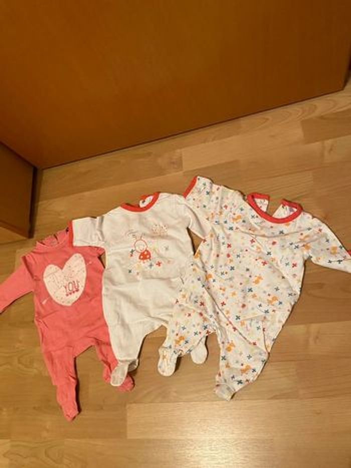Lot pyjama fin fille 1 mois