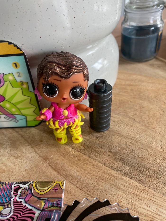 Poupée lol - photo numéro 2