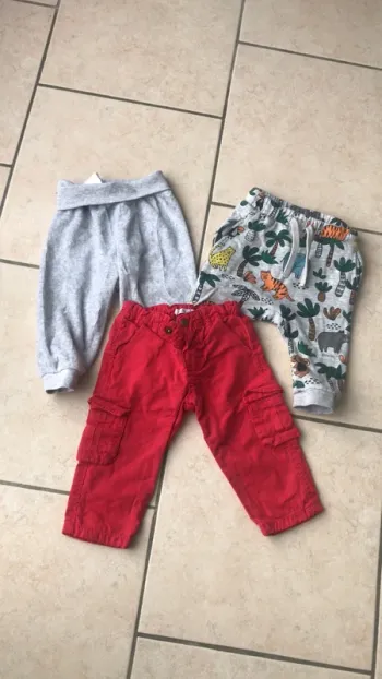 3 pantalons 6 mois