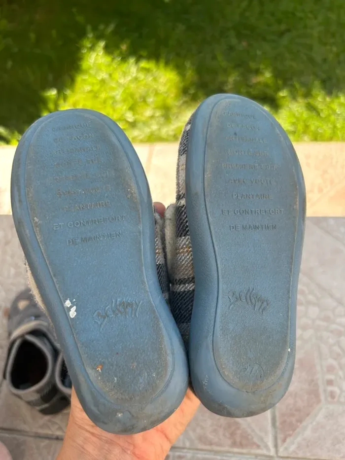 Lot 2 paires de chaussons Bellamy T 27 - photo numéro 7