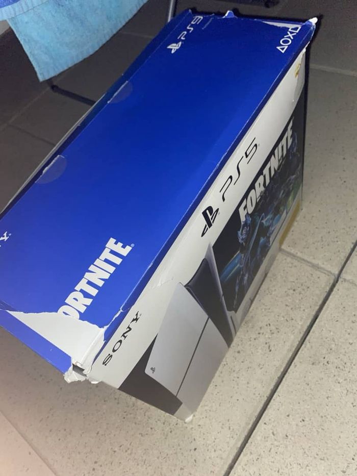 PlayStation 5  1to - photo numéro 2