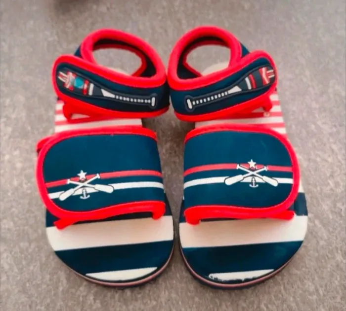 Sandales à scratchs bébé garçon 23 comme NEUVES