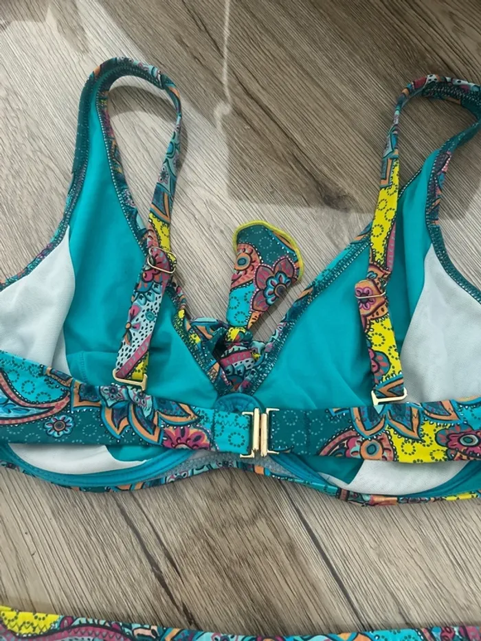 Maillot de bain 2 pièces taille 42 - photo numéro 6
