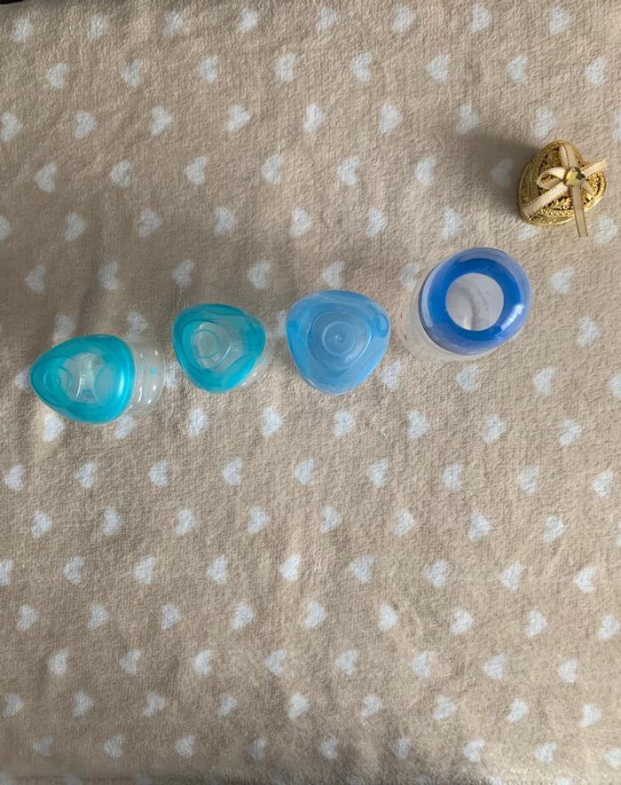 Lot 4 biberons dodie initiation 0-6 mois 150ml et dodie 330ml 😺 - photo numéro 4
