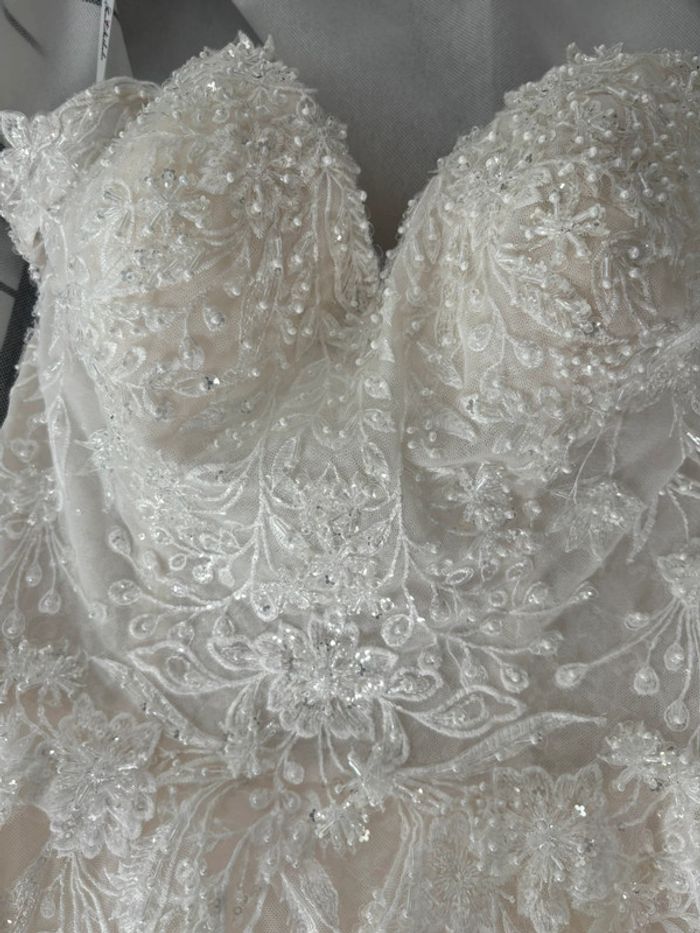 Robe de mariée - photo numéro 4