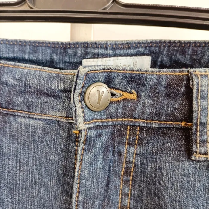 Jean bleu foncé coupe droite – Yessica – Taille 38 A722 - photo numéro 3