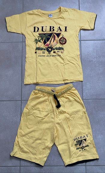 Ensemble Dubaï  taille 10/12 ans