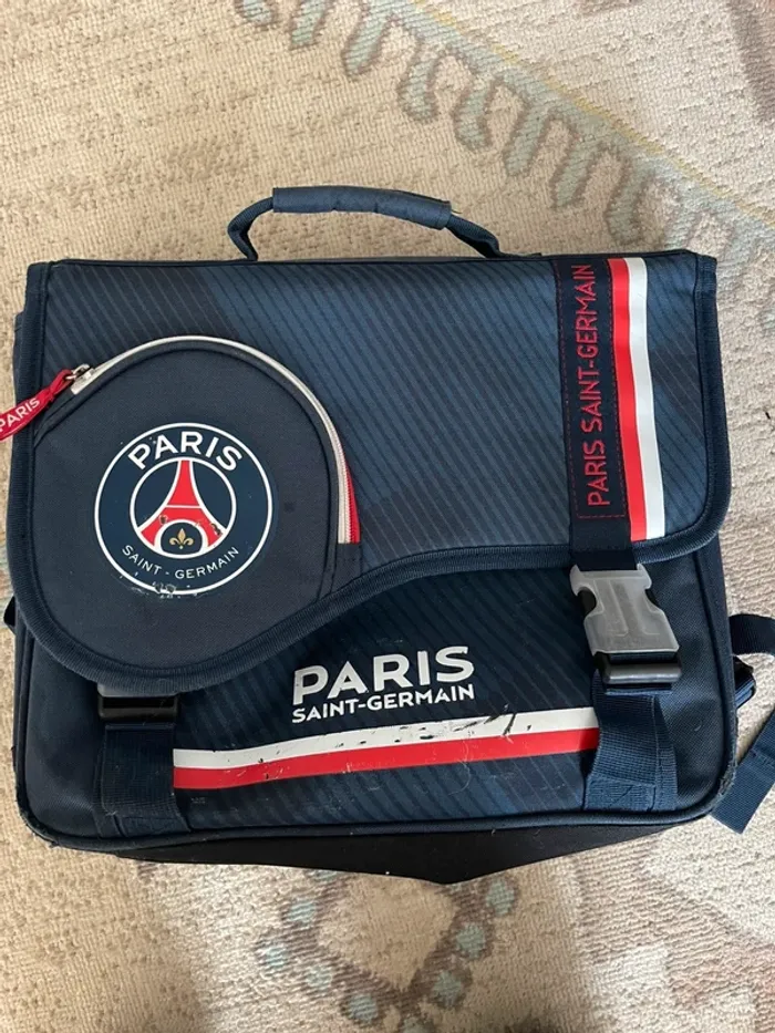 Cartable + trousse PSG - photo numéro 2