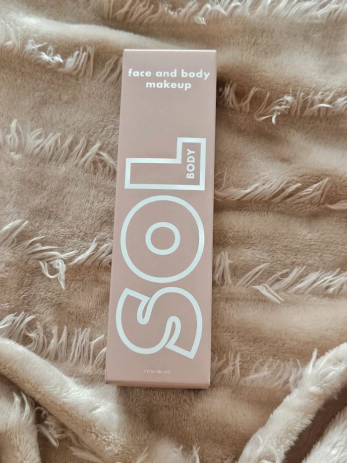 Fond de teint fluide visage et corps Colourpop - photo numéro 2