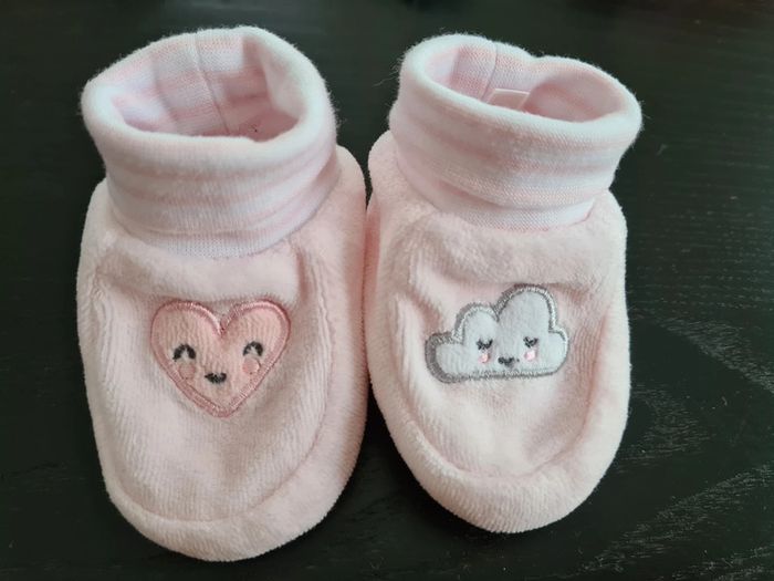 Chaussons bébé neuf Orchestra