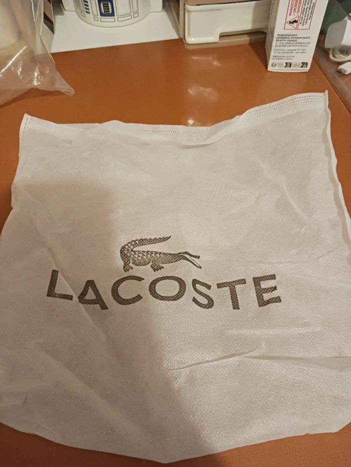 Sacoche lacoste - photo numéro 4