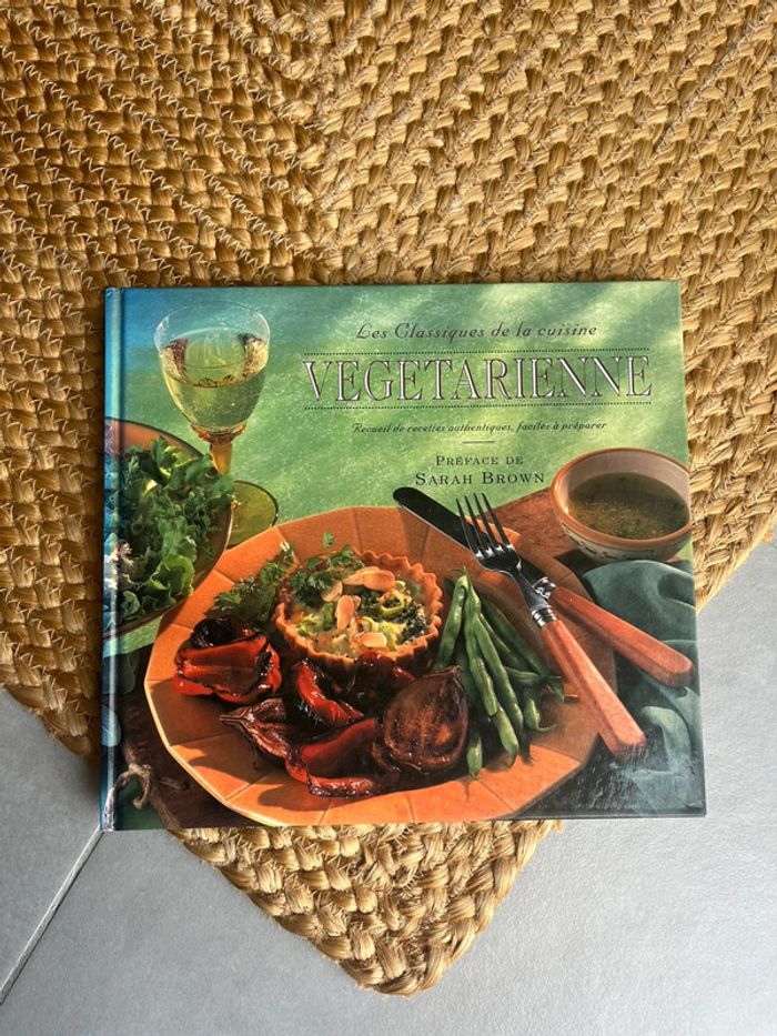 Livre Recettes Les classiques de la cuisine Végétarienne