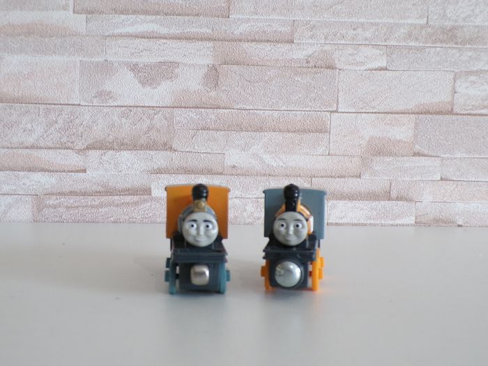 Locomotive - Train - Thomas et ses amis - Dash - Bash  (J23) - photo numéro 4