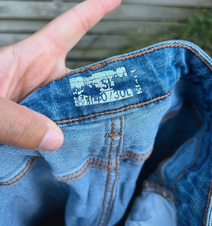 Jean troué Kiabi – Taille 38 Slim bon état - photo numéro 2