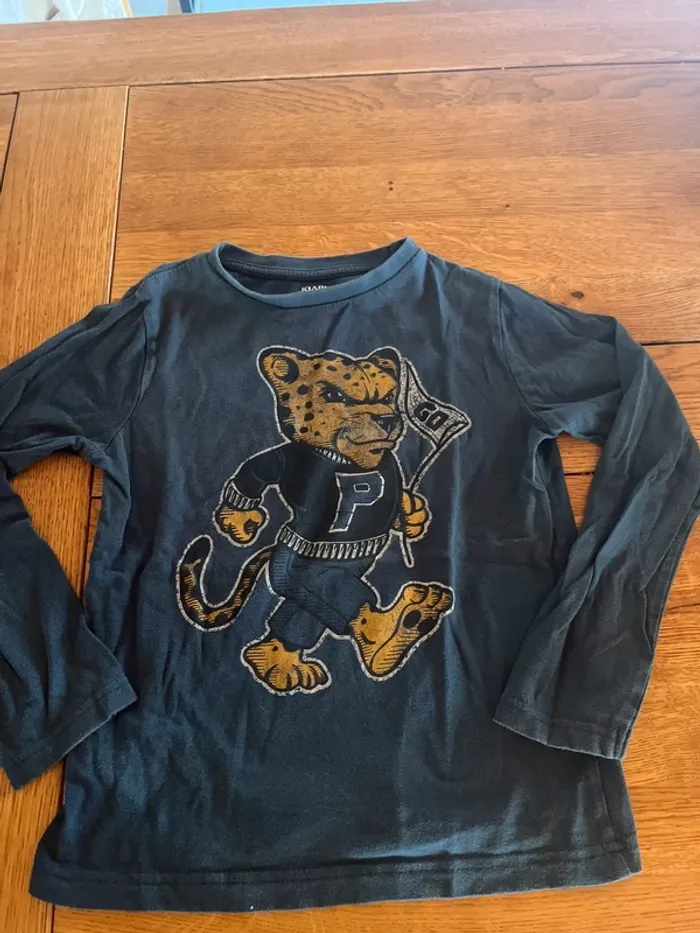 Teeshirt Kiabi tigre 8 ans