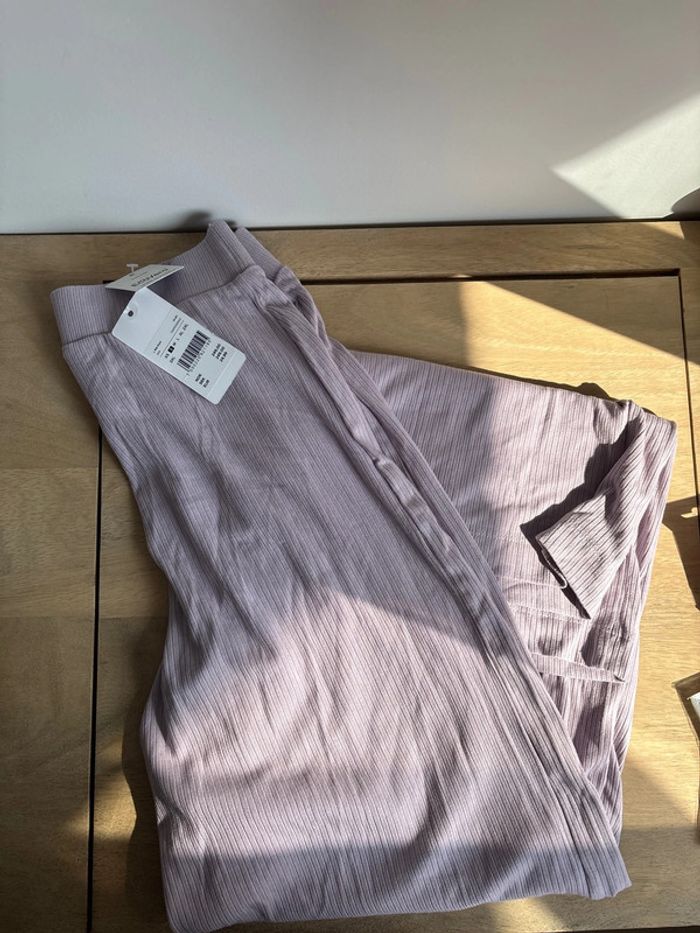 Pantalon violet - photo numéro 2