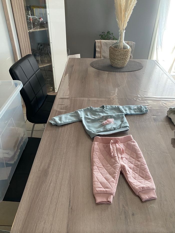 Ensemble fille 1 mois - photo numéro 3