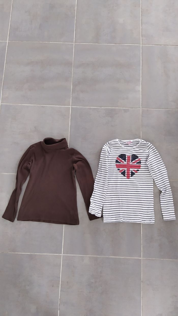 Lot de 2 hauts Lisa Rose en 10 ans